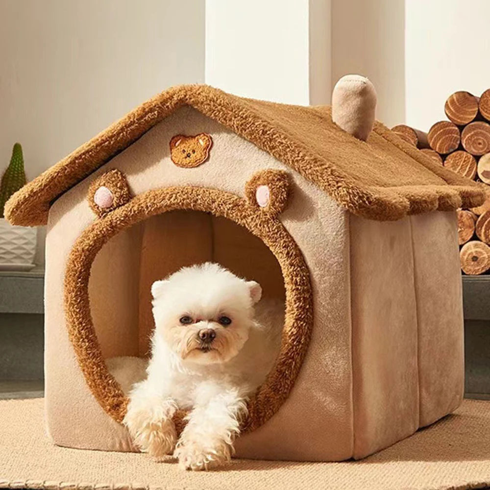 Enclosed pet bed